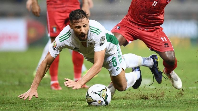 Fudbaler Alžira Jusef Belaili (©AFP)