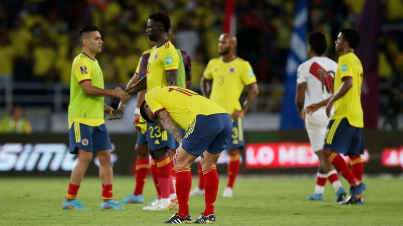 Fudbaleri Kolumbije posle poraza od Perua (©Reuters)