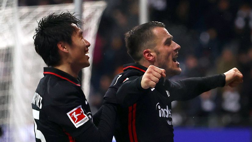 Kamada i Kostić (©Reuters)