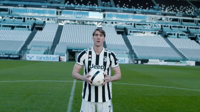 Dušan Vlahović u Juventusu (©Printscreen / Juventus FC)