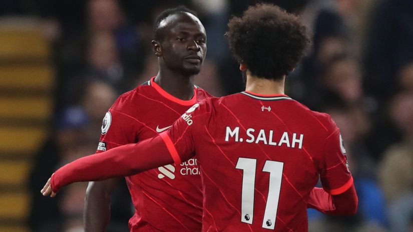 Saigrači, a danas ljuti rivali: Sadio Mane i Mohamed Salah (©Reuters)