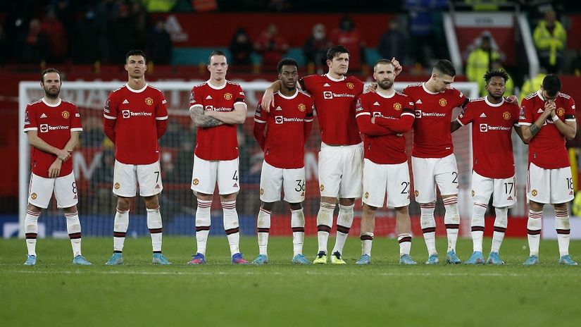 Deprimirani fudbaleri Mančester junajteda (© Reuters)