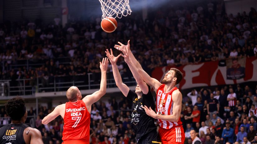 Košarkaši Crvene zvezde i Partizana (©Star Sport)