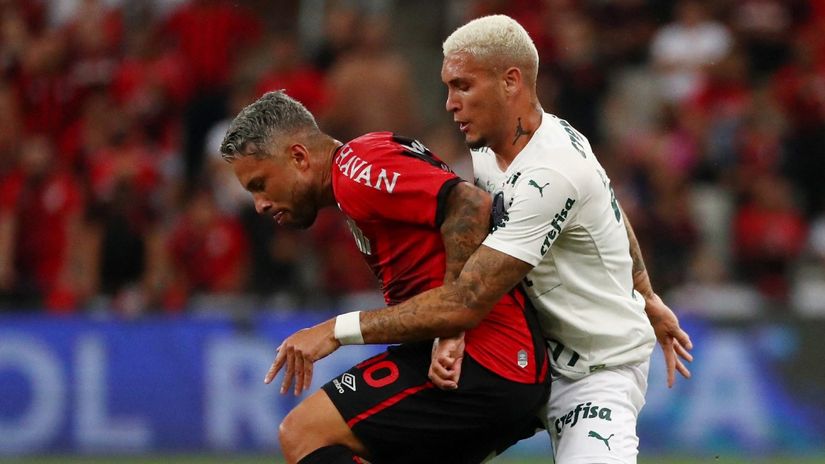 Marlos u dresu Atletiko Paranaensea protiv Palmeirasa (Foto: Reuters)