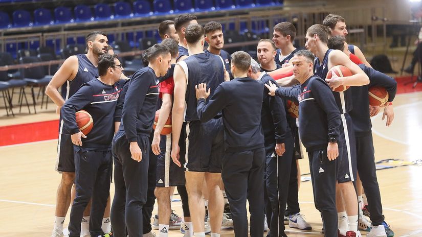 Pešić nema ni 12 igrača na raspolaganju za Slovačku!