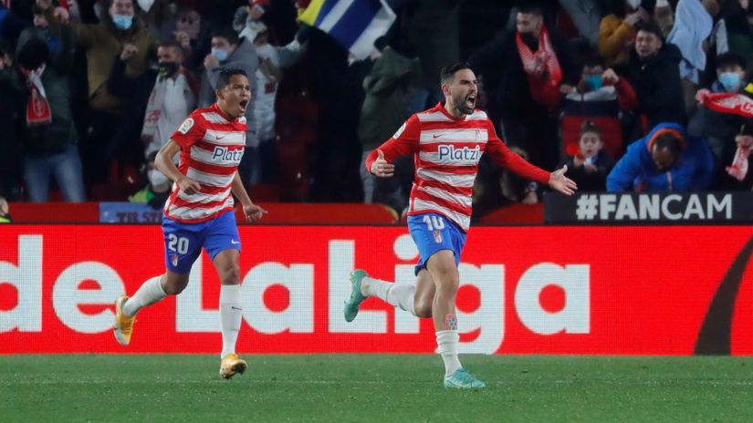 Karlos Baka i Antonio Puertas (©Reuters)