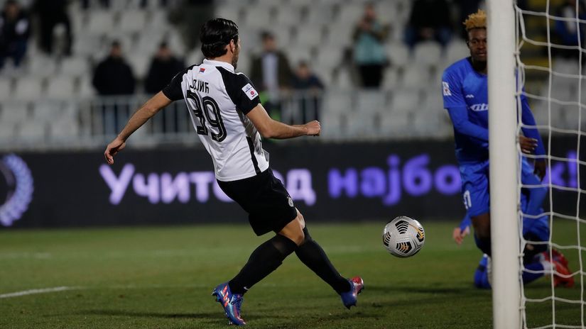 Miloš Jojić postiže gol protiv Mladosti (© Star sport)
