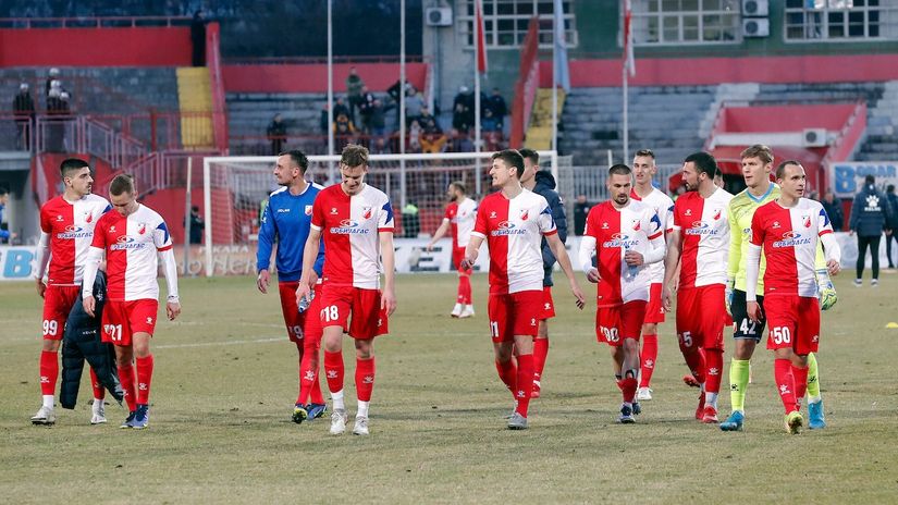 Fudbaleri Vojvodine pobedili Radnički u Nišu, Napredak slavio u