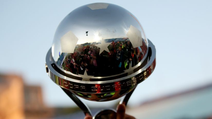Trofej Kopa Sudamerikana (©Reuters)