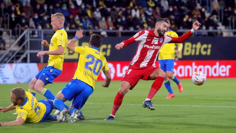 Janik Karasko (Atletiko Madrid) na meču sa Kadizom