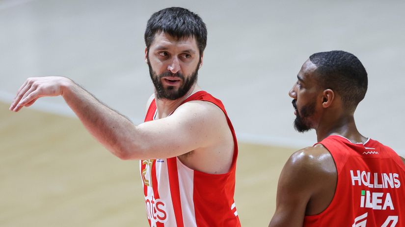Stefan Marković i Ostin Holins (©Star Sport)
