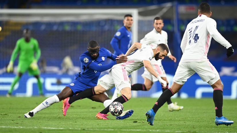 Antonio Ridiger (Čelsi) i Karim Benzema (Real Madrid)