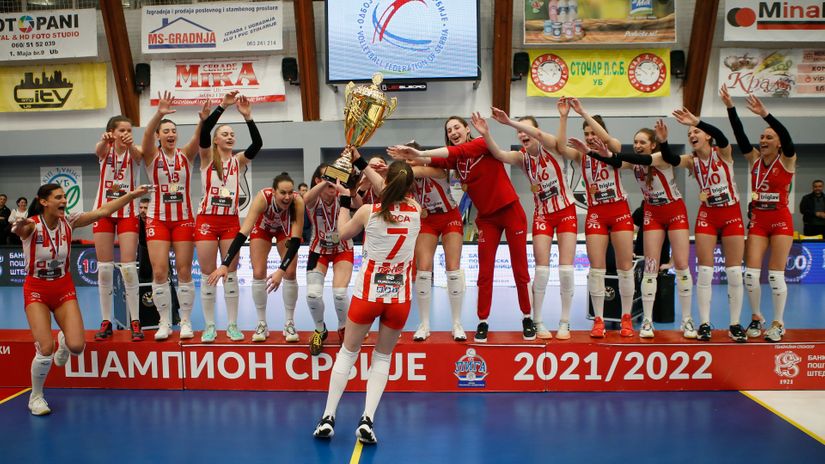 Crveno-bela sezona u znaku trofeja: Dobar spoj mladosti i iskustva, prava pojačanja, povratak navijača