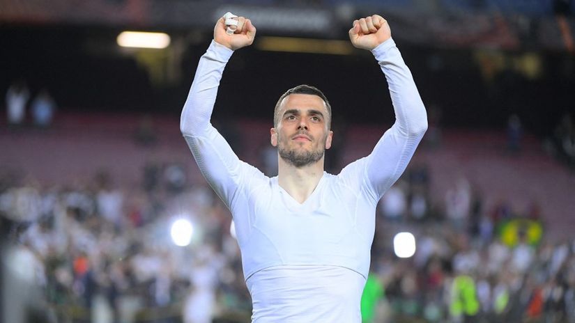 Filip Kostić (©AFP)