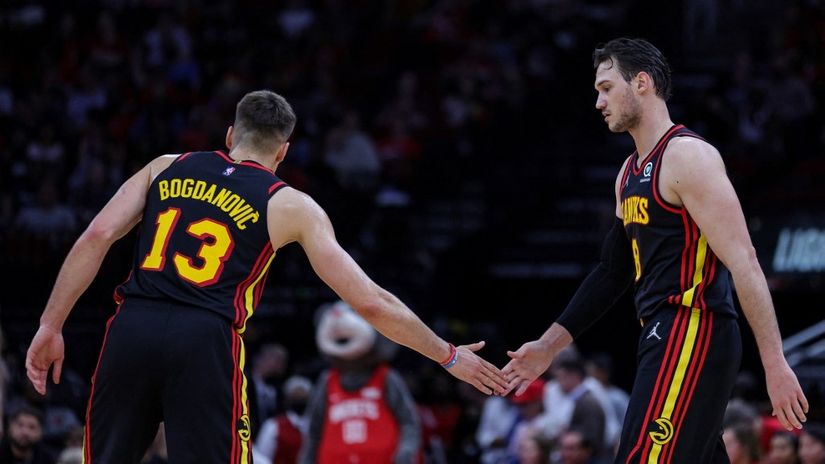 Bogdanović i Galinari (© AFP)