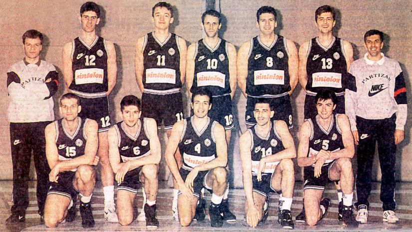 Šampionski tim Partizana iz 1992. godine (MN press) 