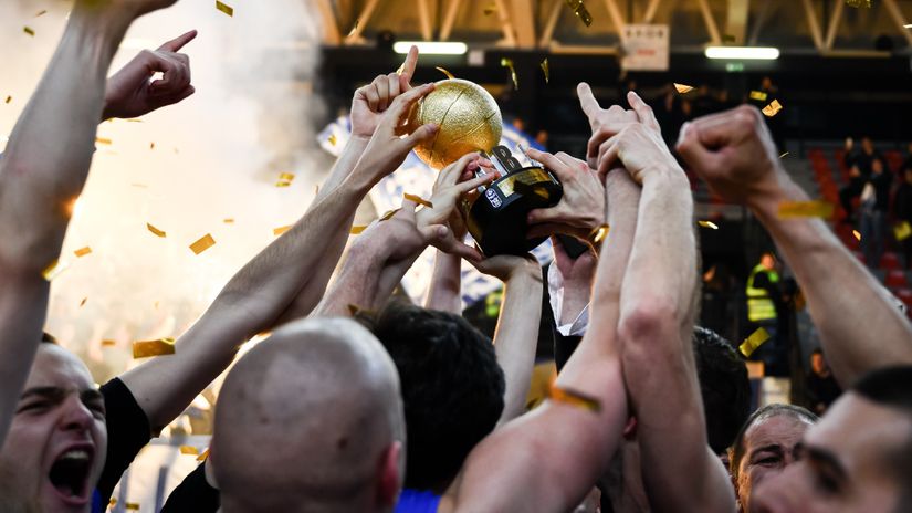 Košarkaši Zlatibora proslavljaju osvajanje ABA 2 lige (Foto: ABA League/Dragana Stjepanovic)
