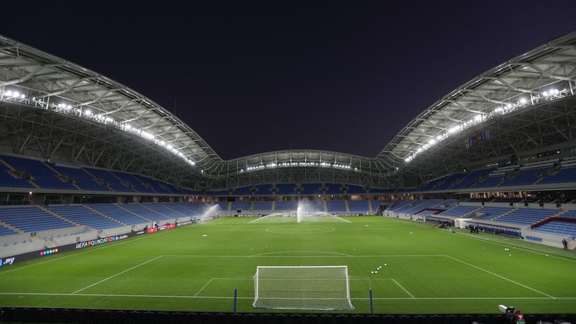 Vruć doček za Šaponjića i Čavrića u Batumiju: Pun stadion nosi Dinamo