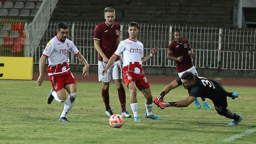   Mesarović i Ajdar protiv Gzire (© Star sport)