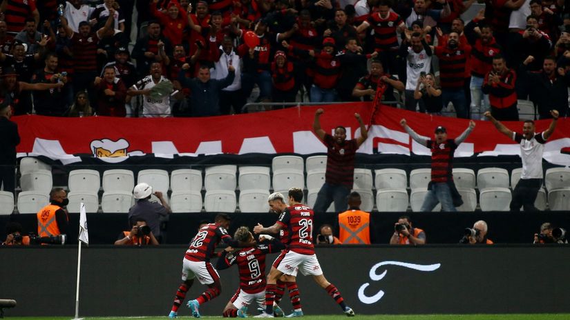 Flamengovi fudbaleri slave gol (©Reuters)