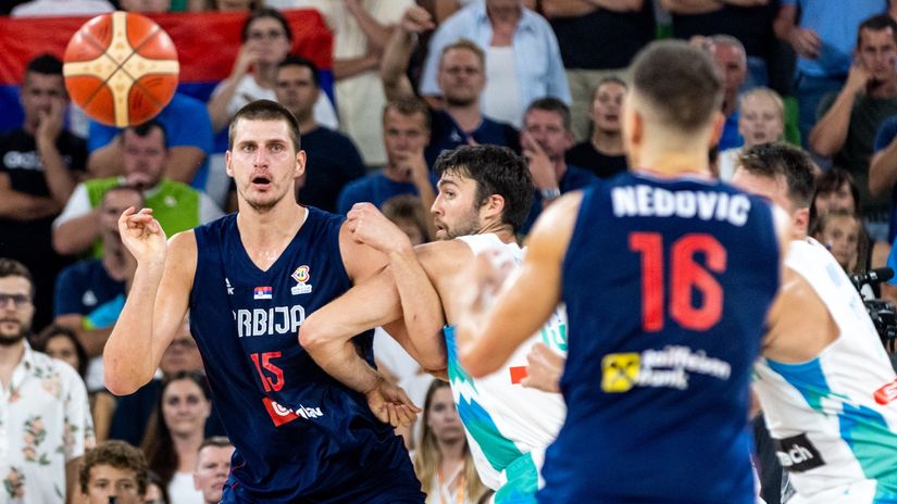 Nikola Jokić i Nemanja Nedović protiv Slovenije (Foto: MN Press)