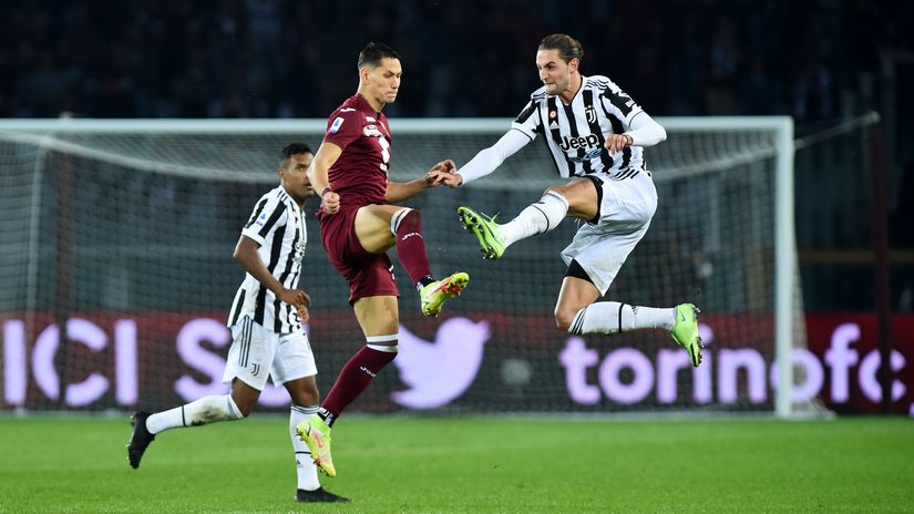Lukić protiv Juventusa (© Reuters)
