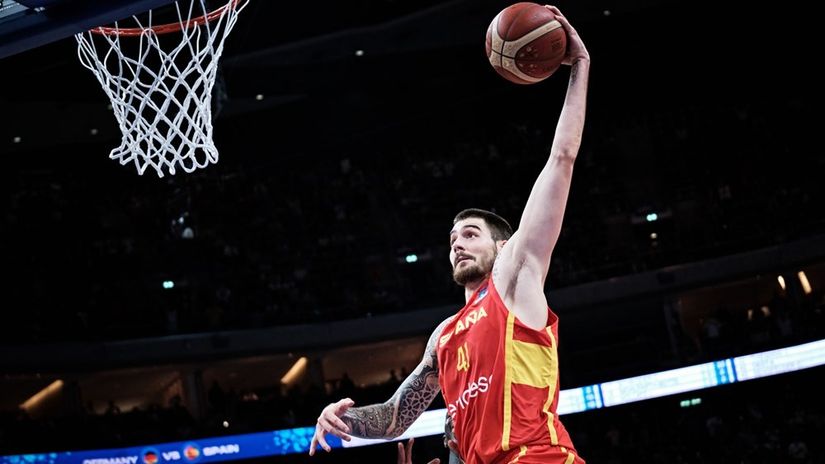 Huančo Ernangomez (© FIBA)