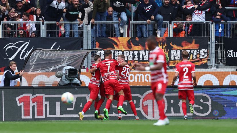 Pade Bajern! Dortmund dobio derbi i preuzeo prvo mesto, Veljković dao gol posle četiri godine (VIDEO)