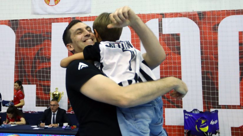 Bojan Janić sa sinom (©MN Press)
