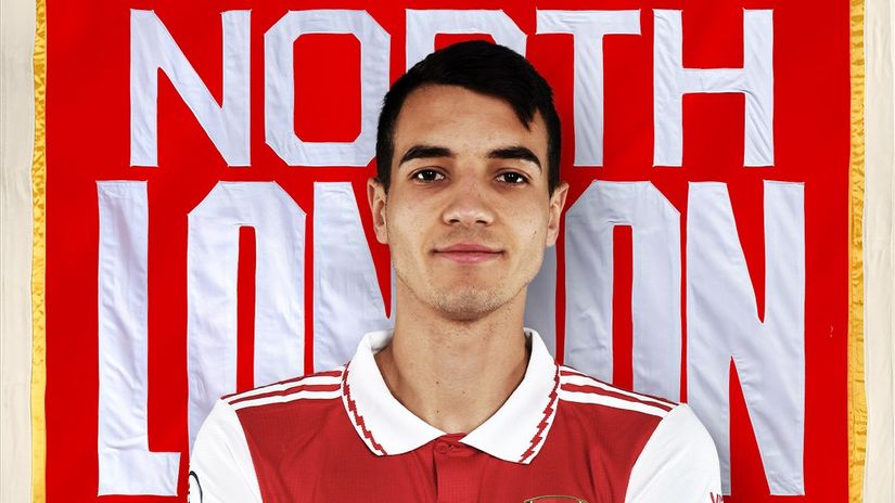 Jakub Kivijor (twitter@Arsenal)