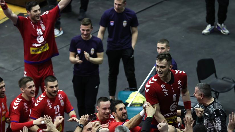 Radost rukometaša Srbije posle pobedonosnog gola Uroša Borzaša (©Starsport)