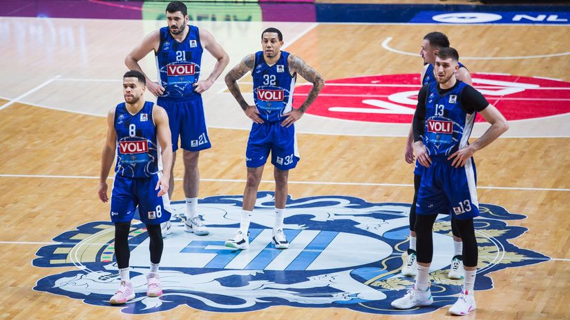 Košarkaši Budućnosti (©ABA league/Filip Roganović)