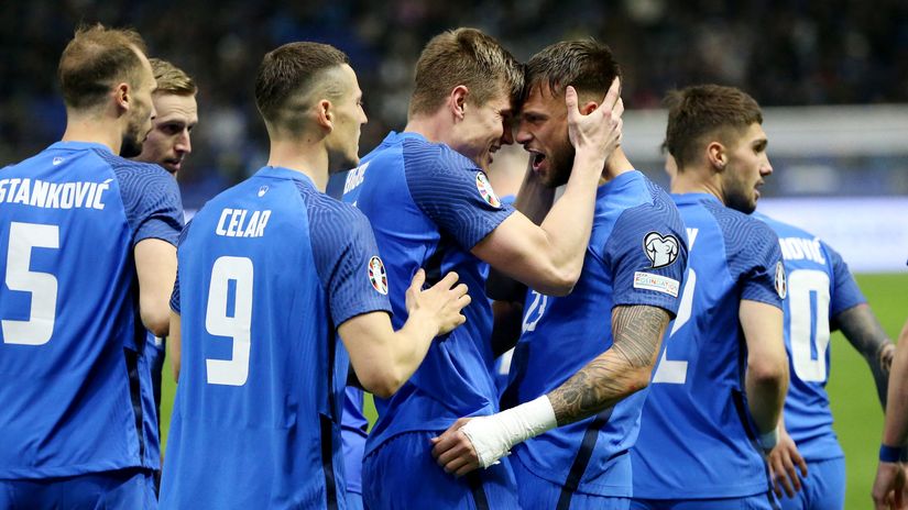 Slavlje fudbalera Slovenije (Reuters)