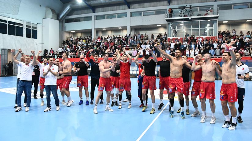 Slavlje Novosađana posle plasmana u finale EHF kupa (©Starsport)