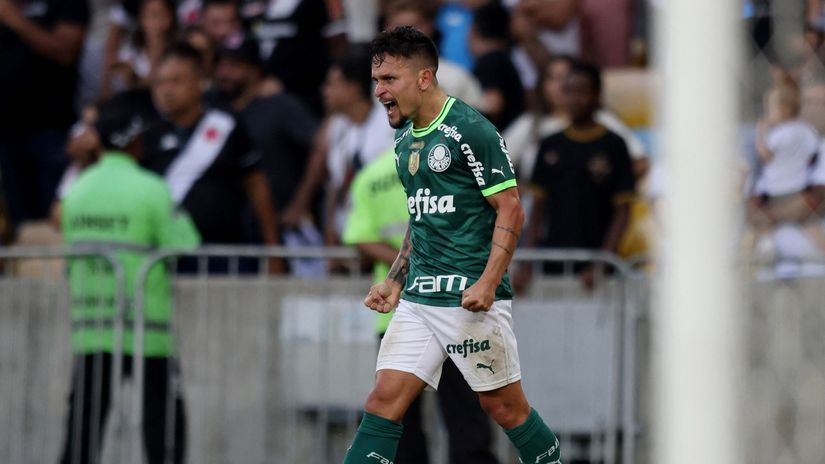 Artur počeo da se isplaćuje Palmeirasu, šampion stigao dva gola minusa u Riju (VIDEO)