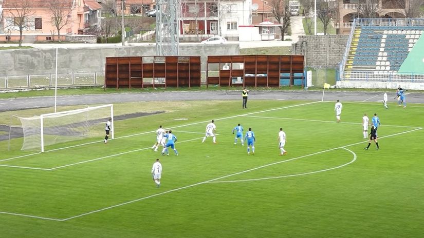 Stadion u Nikšiću (©Printscreen)
