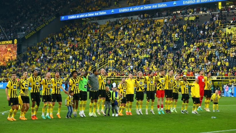 Igrači Dortmunda (©Reuters)