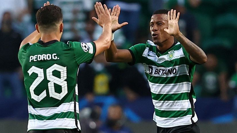 Pedro Gonsalves i Artur Gomes (Sporting) proslavljaju gol