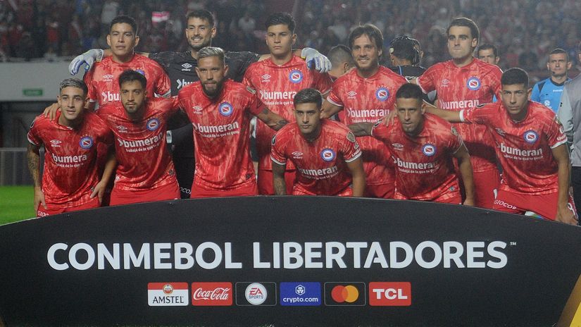 Mit o Maradoni nastavlja da živi: Prvi Dijegov klub u petom minutu nadoknade do osmine finala Kopa Libertadores