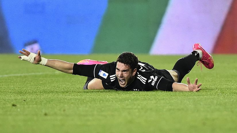 Dušan Vlahović u dresu Juventusa (© Reuters)
