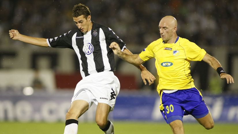 Radosav Petrović protiv APOELA 2009. godine (Star Sport)