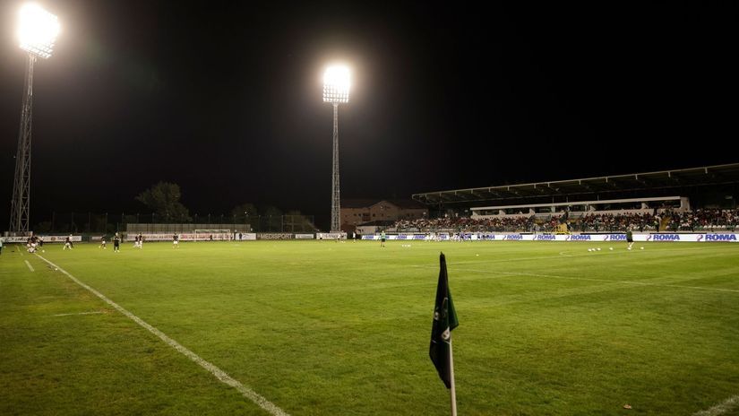 Stadion u Lazarevcu (©Starsport)