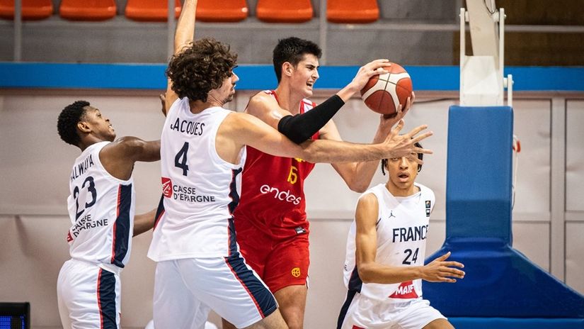 Adaj Mara protiv Francuske (©fiba.basketball)