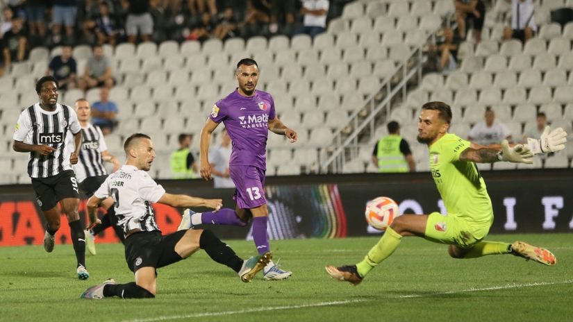 Gol Stojkovića (©MN Press)