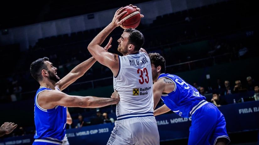 Nikola Milutinov (©fiba.basketball)