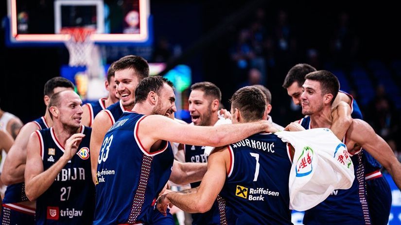 Srbi protiv Kanade za finale (©FIBA)