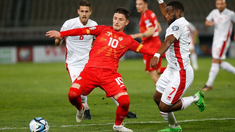 Enis Bardi (Makedonija) i Džozef Embong (Malta)