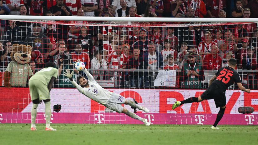 Sven Ulrajh prima gol (©Reuters)