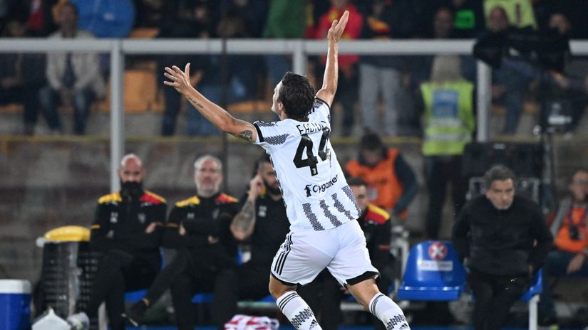 Fađoli slavi gol protiv Lećea prošle sezone (© Reuters)