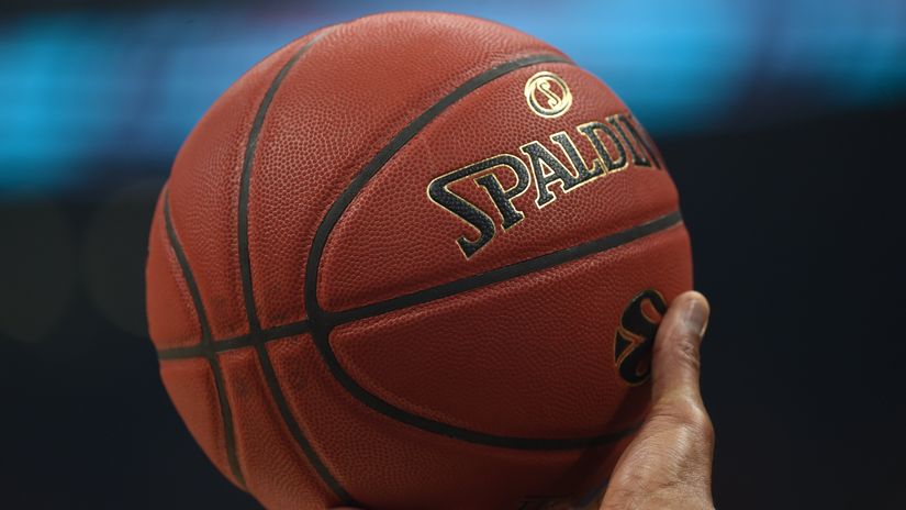 Košarkaška lopta (©MN press) 